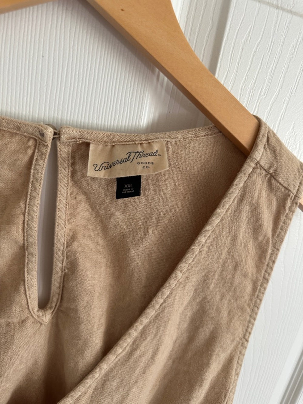 Sleeveless Universal Thread V-Neck Wide-Leg Jumpsuit in Tan - Picture 4 of 11
